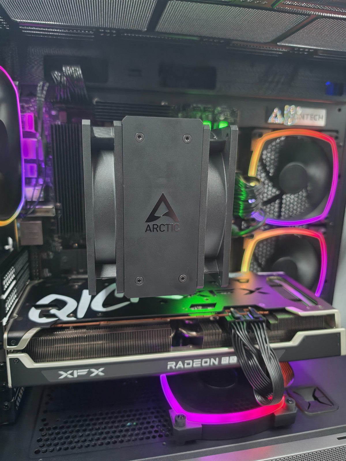 Gaming PC AMD Ryzen 5 7600X RX 6750 XT 12GB 32GB DDR5 1TB NVMe WiFi RGB Win 11