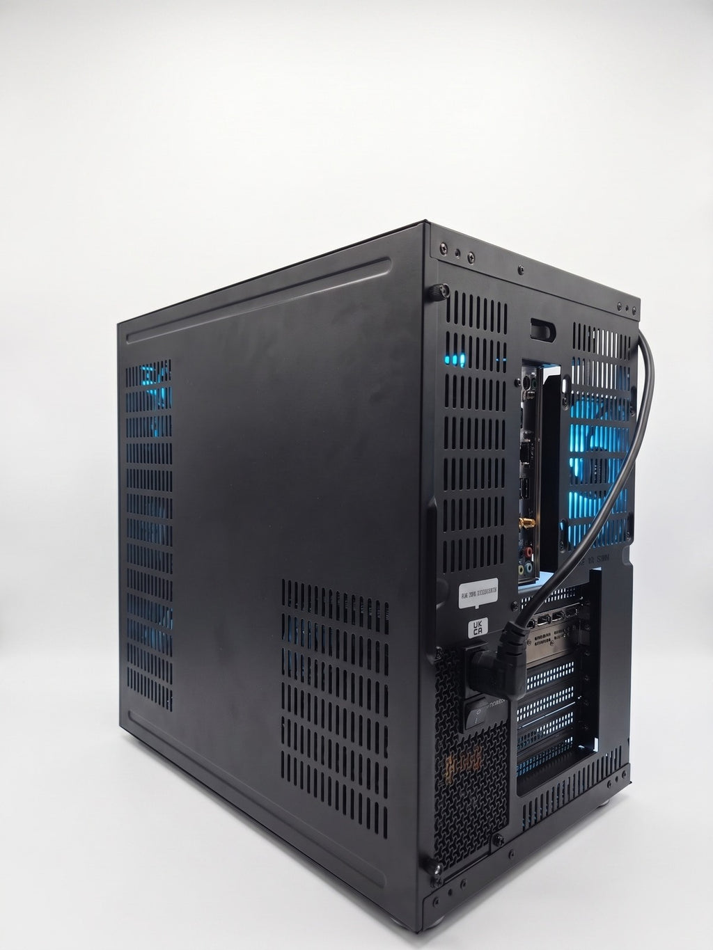 Gaming PC i5-14600KF RTX 5070 Ti 16GB 32GB DDR5 2TB NVMe 12 Month Warranty