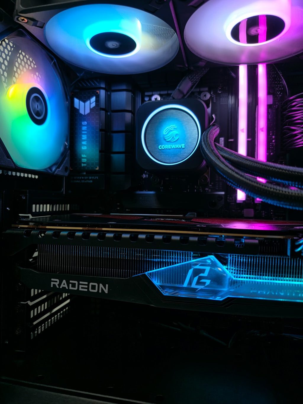 Gaming PC AMD Ryzen 7 7800X3D RX 7900 XTX 24GB 32GB DDR5 2TB NVMe WiFi Win 11