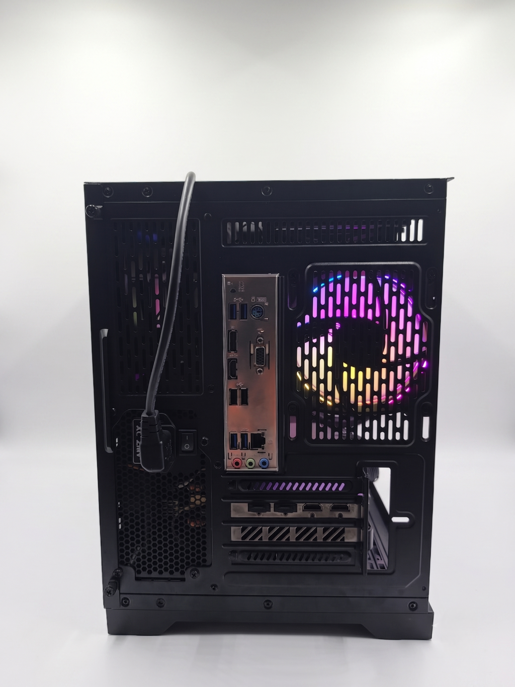 Gaming PC AMD Ryzen 7 5700X RX 7600 XT 16GB 32GB DDR4 2TB NVMe AIO RGB Win 11