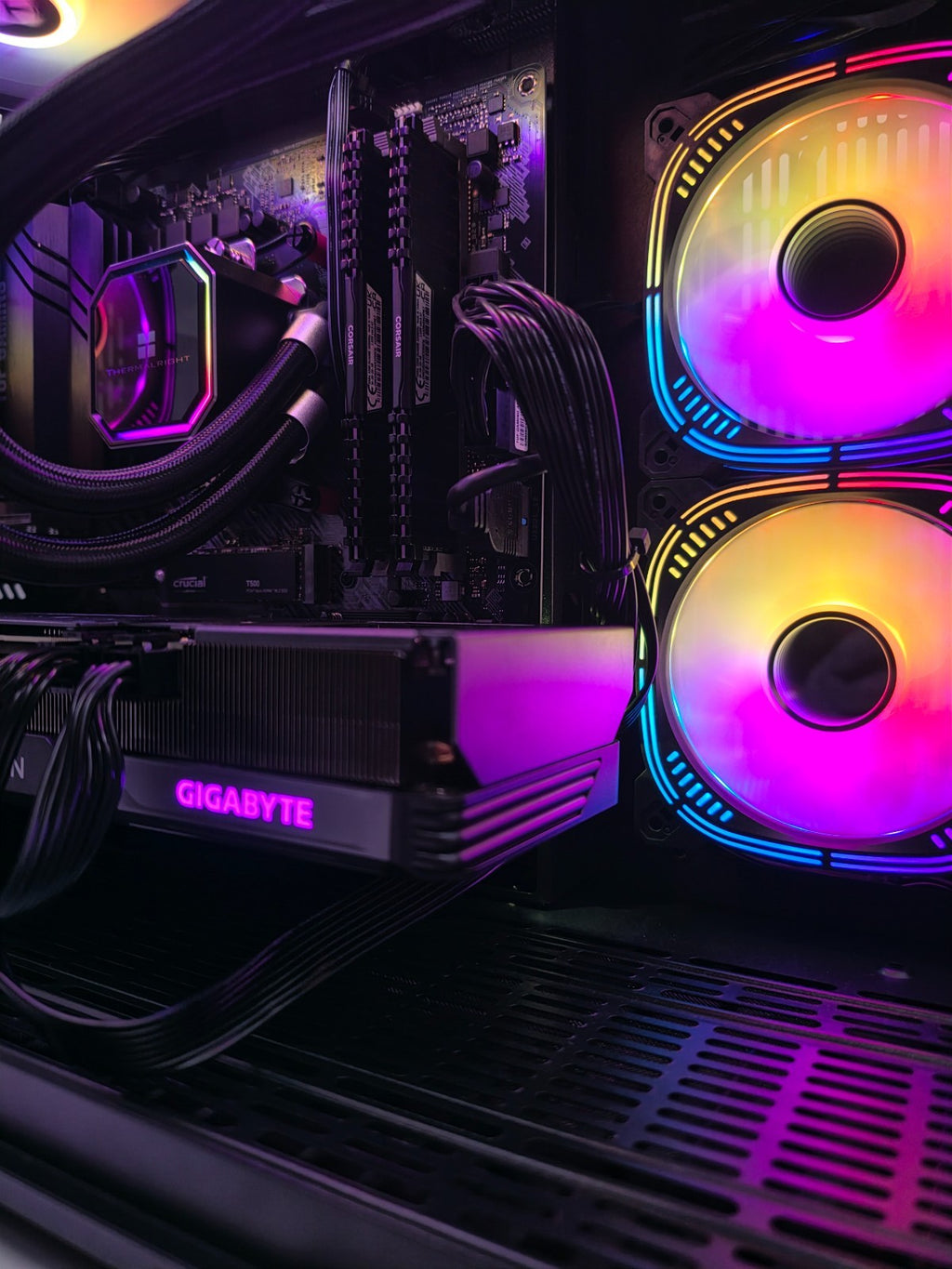 Gaming PC AMD Ryzen 7 5700X RX 7600 XT 16GB 32GB DDR4 2TB NVMe AIO RGB Win 11