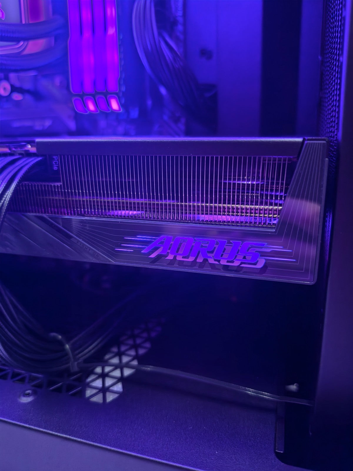 Gaming PC Ryzen 7 5700X3D RX 9070 XT ELITE 32GB DDR4 6TB | 12M Warranty