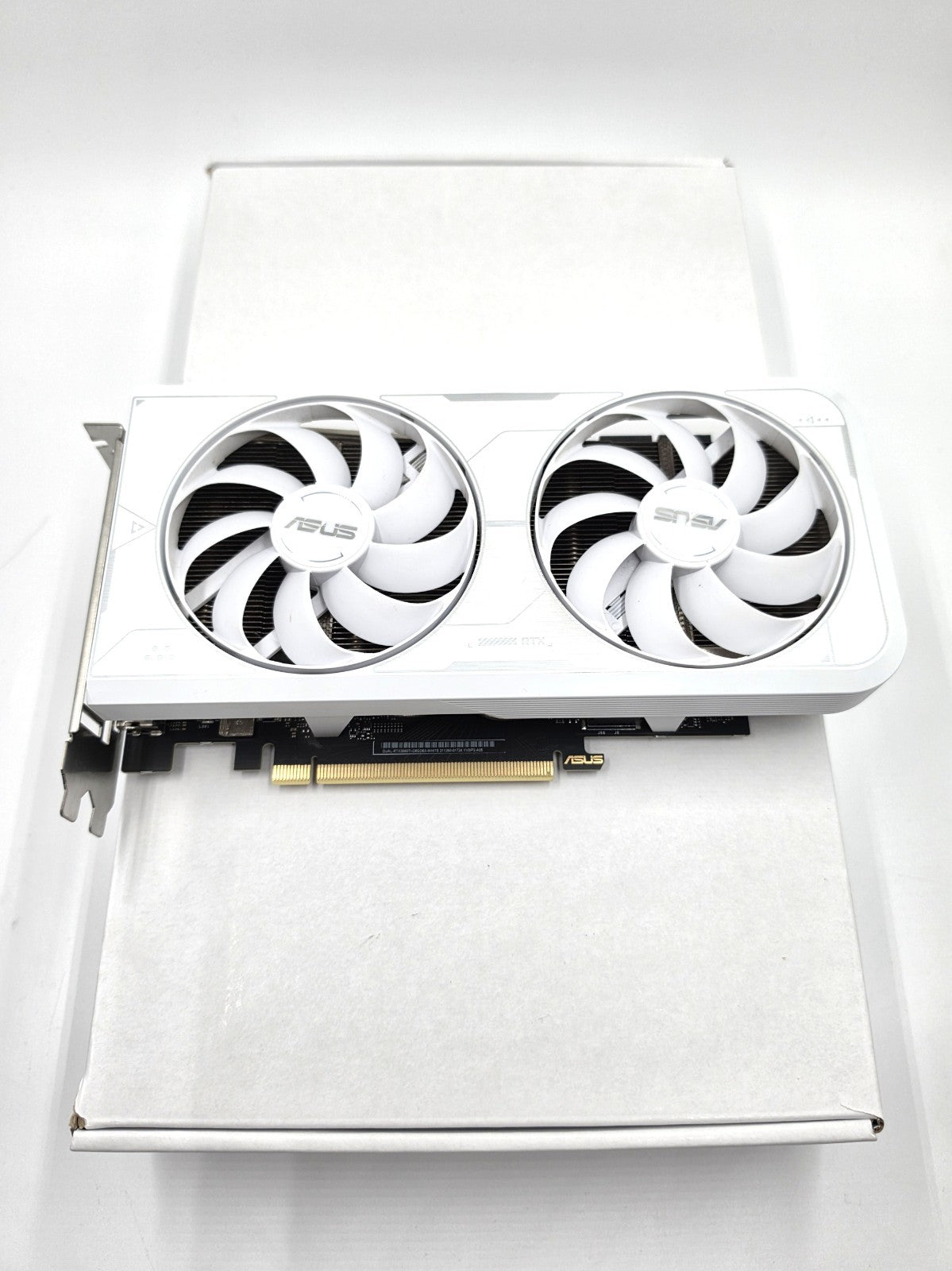ASUS Dual RTX 3060 Ti OC White 8GB GDDR6X Graphics Card Boxed HDMI DP 1440p