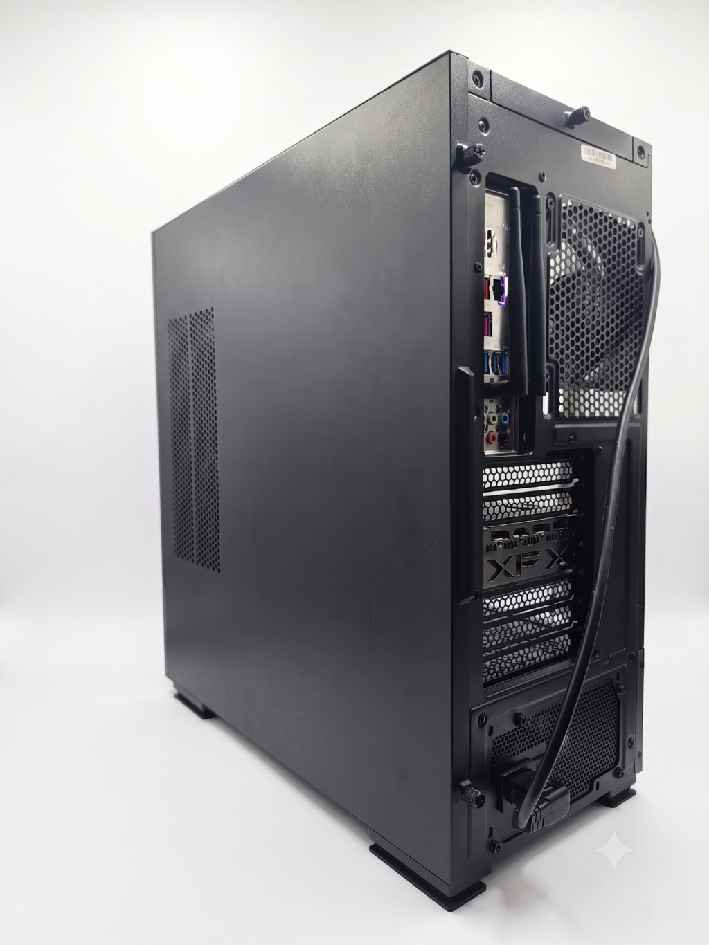 Gaming PC AMD Ryzen 5 7600X RX 6750 XT 12GB 32GB DDR5 1TB NVMe WiFi RGB Win 11