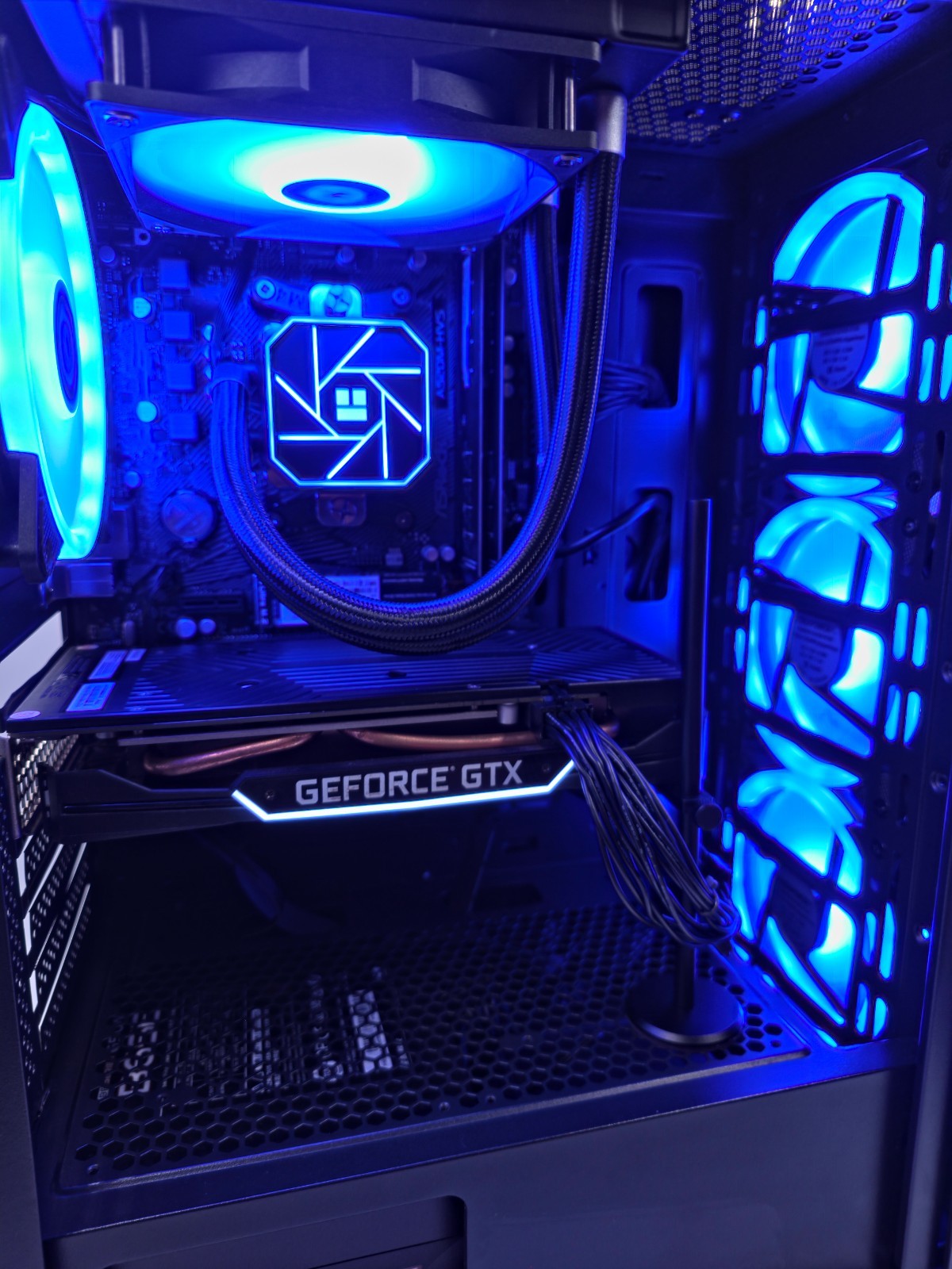 Gaming PC Ryzen 5 5600G GTX 1660 SUPER 16GB DDR4 1TB SSD Win11